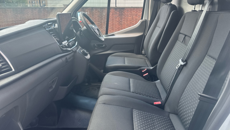 Ford Transit E-350 L3 Rwd 135kW 68kWh H2 Trend Van Auto